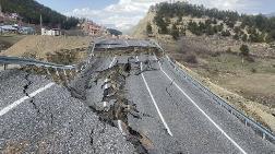 Adana'da 2 Yıl Önce Yapılan Yol Çöktü