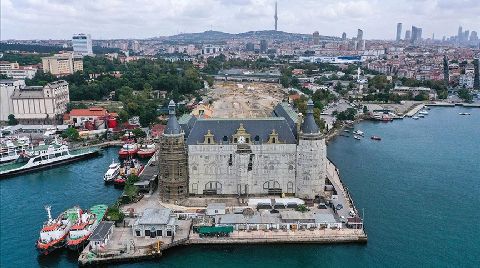 Haydarpaşa Garı'nda Restorasyon Devam Ediyor