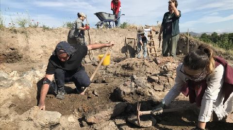 ‘Kütahya'nın Kalbi’, 8 Bin Yıllık Tarihi Aydınlatıyor