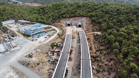 Akdeniz Sahil Yolu'nda Bu Yıl 3 Tünel ve 1 Viyadük Açılacak