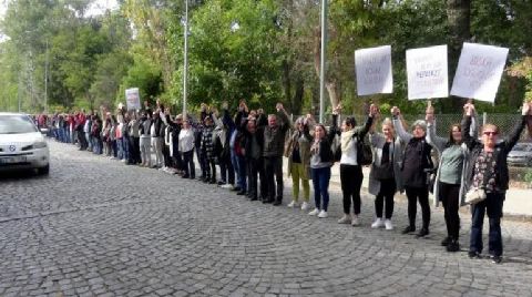 Kent Ormanının Millet Bahçesi Olmaması için 'İnsan Zinciri' Eylemi