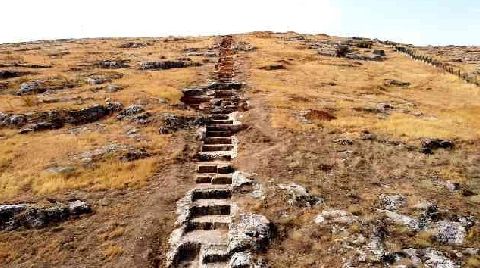 ‘Sonsuzluk Merdiveni' Kazısı Uzadıkça Uzuyor