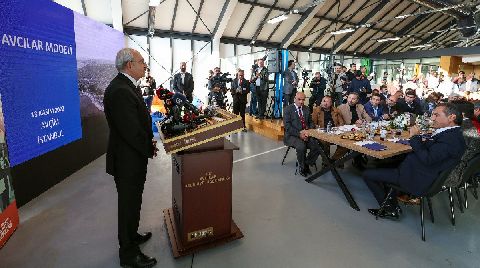 “Binalar Riskli ama Hiçbir Şey Olmamış Gibi Yolumuza Devam Ediyoruz”