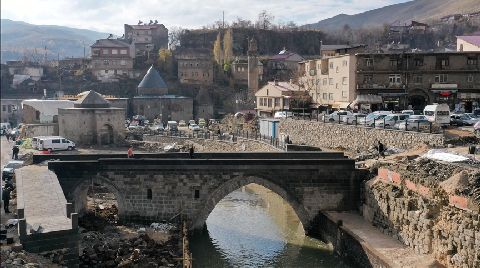 Bitlis'te Tarihi Köprülerin Restorasyonu Sürüyor