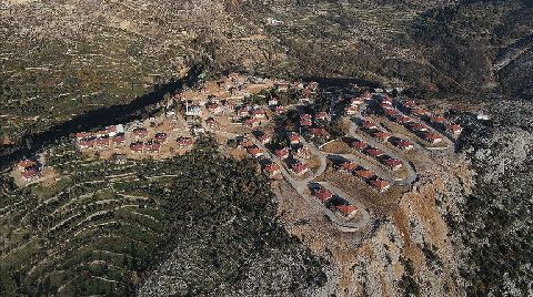 TOKİ, Antalya'daki Orman Yangını Sonrası Yeni Bir Köy İnşa Etti