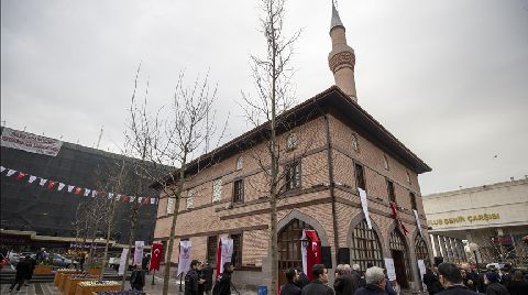 Restorasyonu Tamamlanan Zincirli Camisi İbadete Açıldı