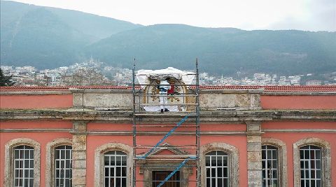 "Komutanlar Ocağı"nın 131 Yıllık Osmanlı Arması ve Kitabesi Yenilendi