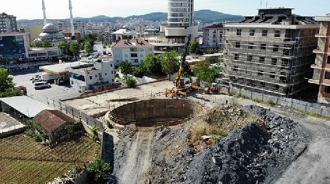 Bakanlık, Engellediği Metroyu Devralmak İstedi