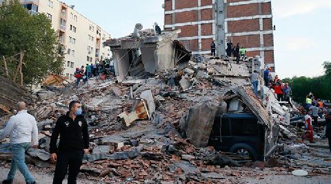 İzmir'de Hâlâ Evi Olmayan Depremzedeler Var