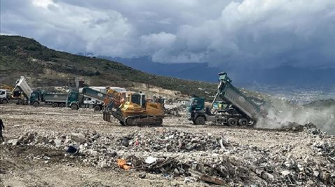 "Enkazların Dönüşümüne Bir An Önce Başlanılmalı"