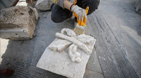 Depremlerde Yıkılan Antakya Ulu Camii'nin Nitelikli Eserleri Kurtarılıyor