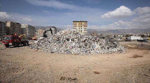 Kahramanmaraş'ta Yıkılan Ebrar Sitesi'nin Müteahhitlerinden Biri Tutuklandı