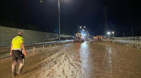 Trabzon-Gümüşhane Kara Yolu Ulaşıma Kapatıldı