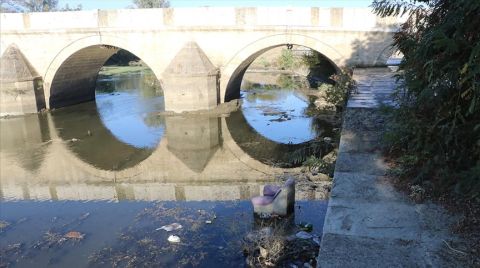 Tunca Nehri'ne Atılan Çöpler Tepki Çekti