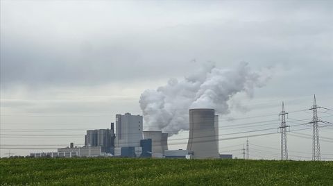 Dünya Ekonomilerinin Yarısında Fosil Yakıtlardan Elektrik Üretimi Düşüşte