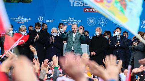 İzmirli Depremzedeler 3 Yıldır Verilen Sözleri Bekliyor