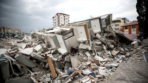 Yeni Yasada ‘Rant’ Gören Depremzedeler, Sorularına Yanıt Arıyor