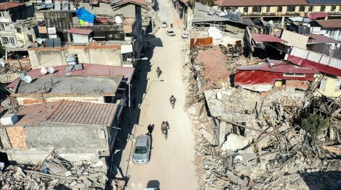 Hatay'da 4 Kişinin Öldüğü Bina Ruhsatsız Çıktı