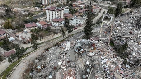 Depremde 16 Kişinin Öldüğü Binada Mevzuat Hükümlerine Yeterince Uyulmamış