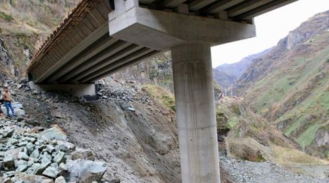 Heyelan Nedeniyle Kapanan Yoldaki Çalışmalar Tamamlanıyor