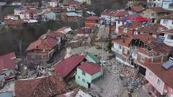 Tokat'ta Heyelan Nedeniyle 4 Ev Yıkıldı