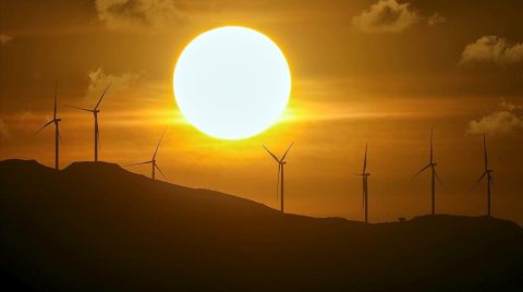 Türkiye, Yenilenebilir Enerjiye 2035'e Kadar 73 Milyar Dolar Yatırım Yapacak