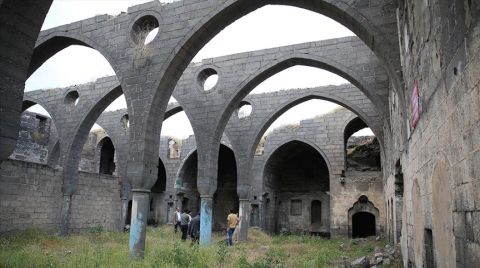 Diyarbakır'da 500 Yıllık Kilisenin Restorasyonu Başlıyor