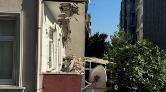 Balkonu Çöken Üç Katlı Bina Tahliye Edildi