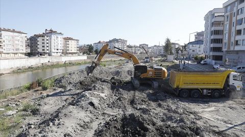 Taşkınlarla Gündeme Gelen Terme Çayı'nın Yatağı Genişletiliyor