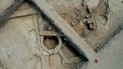 Tavşanlı Höyük'te 3 Bin 750 Yıllık Fayans Silindir Mühür Bulundu