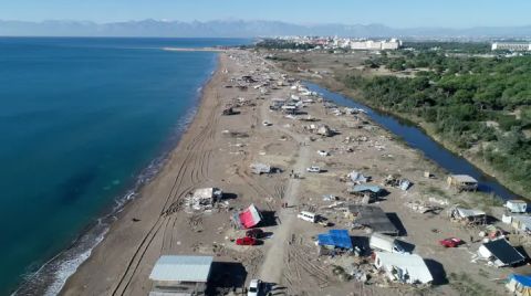 Kumköy Sahilindeki Çardaklar Yıkıldı