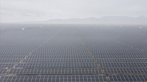 Türkiye'nin Güneş Enerjisinde Yıl Sonu Hedefi 20 Bin Megavat