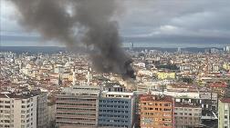 Şişli'de Yıkım İşlemi Yapılan Binada Yangın Çıktı