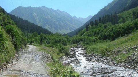 Bakanlığa Mahkeme Freni