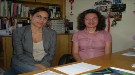 Dr. Burcu Özüduru (solda) ve Dr. Özge Y. Ercoşkun