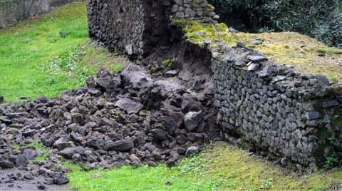 Pompeii'yi Bu Sefer de Yağmur Vurdu!
