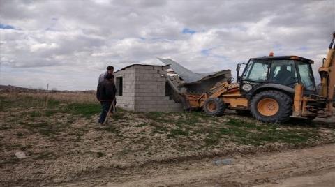 Kapadokya'da 5 Yapı Daha Yıkıldı