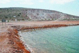 Çeşme'yi Oyuyorlar
