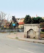 Bütün Yollar Ayrılık Çeşmesi’nde Kesişecek