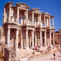 Efes’te En Eski Yerleşim Bölgesi Araştırılıyor