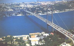 Boğaz Manzaralı Gecekondulara Yasal Tırpan