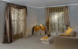 Broderi Narin Saten ile Güneşe Renkli Koruma