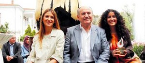 Kenti Şimdi de Lale Heykelleri Süsleyecek