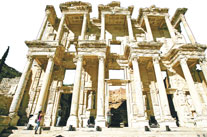 Efes’te Kazılar Durmayacak