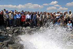 Mogan Gölü'ne Kızılırmak'tan Su Veriliyor
