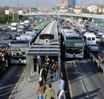 Metrobüste Büyük Panik