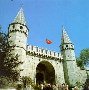 Yabancı Turistler Topkapı’yı Randevusuz Gezmemeli