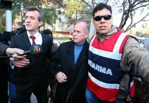 Egeli Belediyelerde Neler Oluyor?