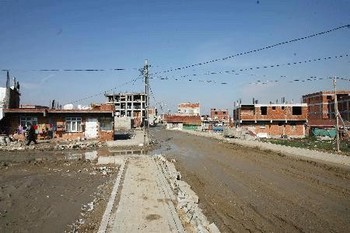 ‘Nasılsa Yıkılmaz’ Dediler, Haklı Çıktılar