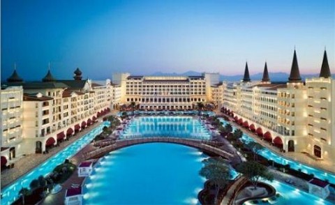 Antalya'ya 1.4 Milyar $'lık 'Şaka Gibi' Yatırım